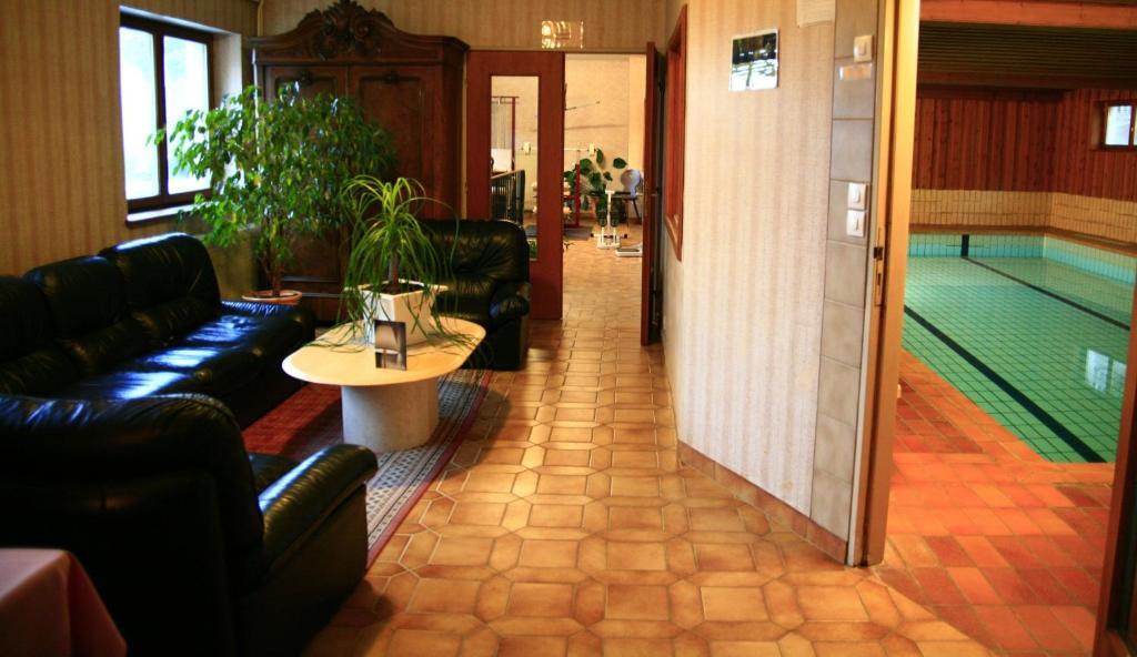 Hotel-Spa & Restaurant Logis Domaine Langmatt Murbach Exterior photo